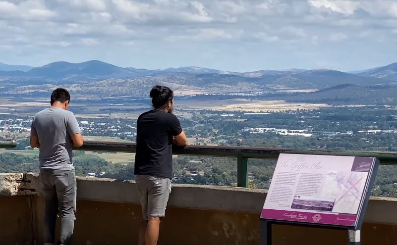 Migration to Australia, Scenery